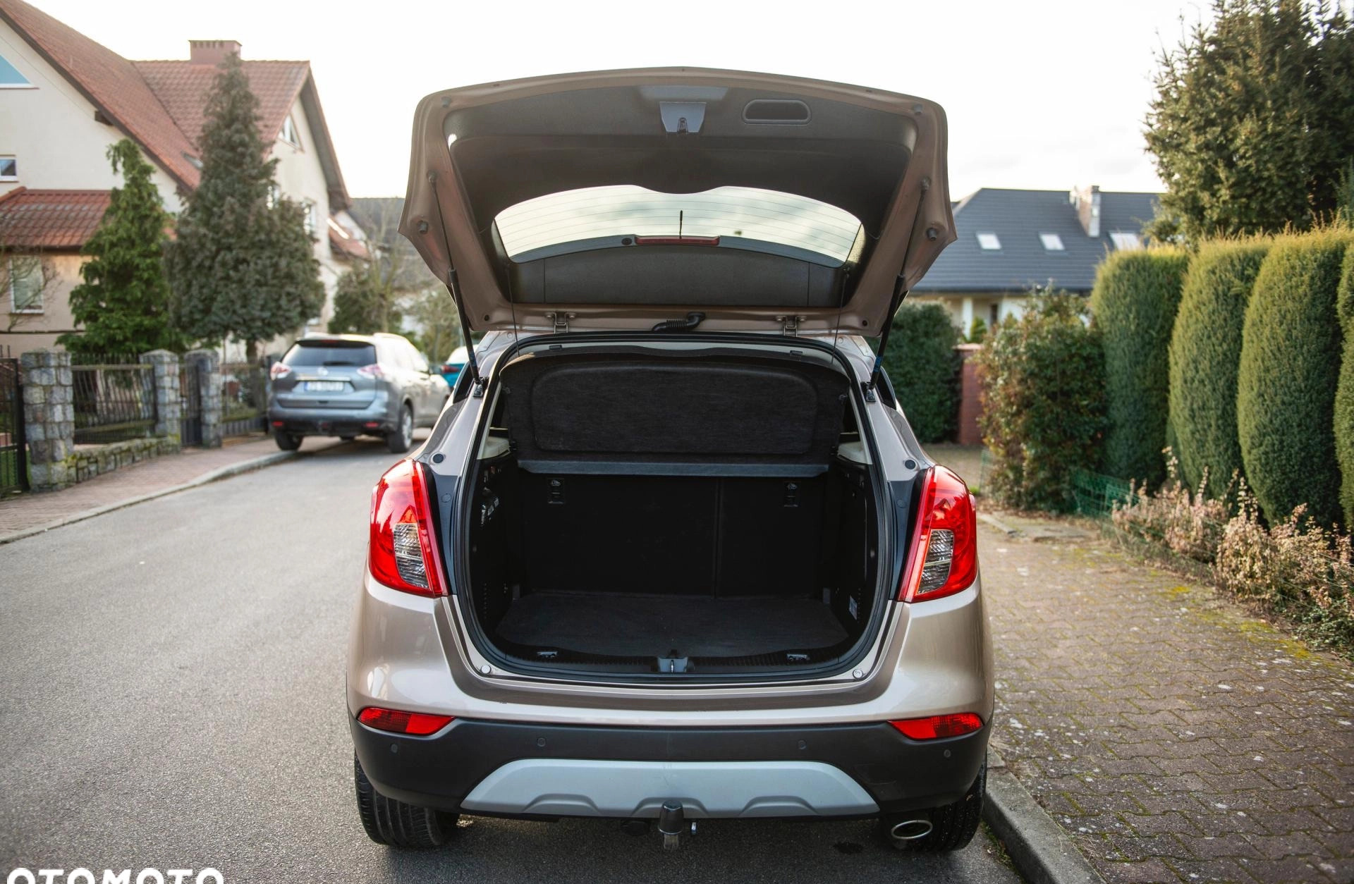 Opel Mokka cena 66900 przebieg: 120000, rok produkcji 2018 z Szczecin małe 742